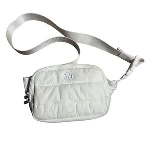 Lululemon Everywhere Belt Bag White Quilted Puffer Nylon Crossbody Waist Active